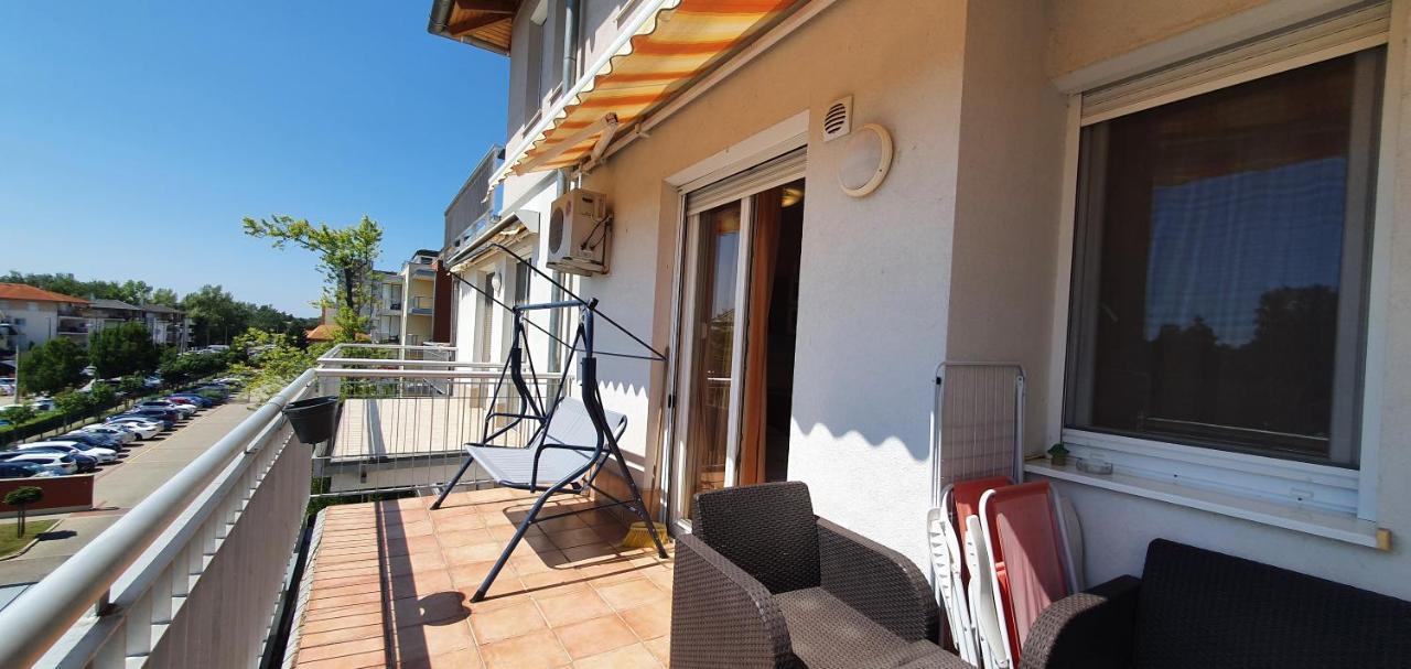Bazsi Golden Beach Apartman Siófok Buitenkant foto