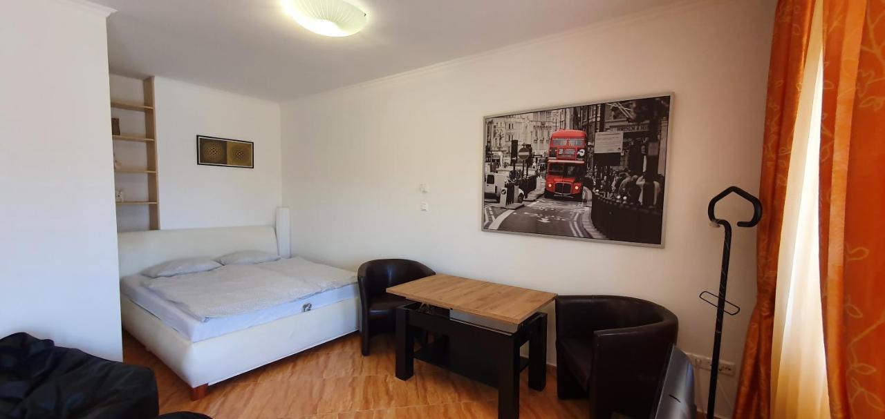 Bazsi Golden Beach Apartman Siófok Buitenkant foto